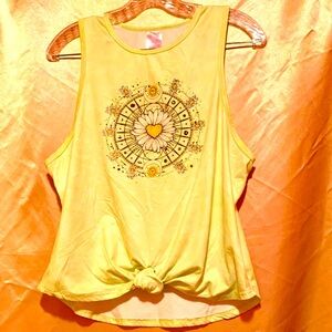 Mandala ❤️Print ❤️Sleeveless❤️ Top ❤️Light Yellowish Green❤️❤️❤️